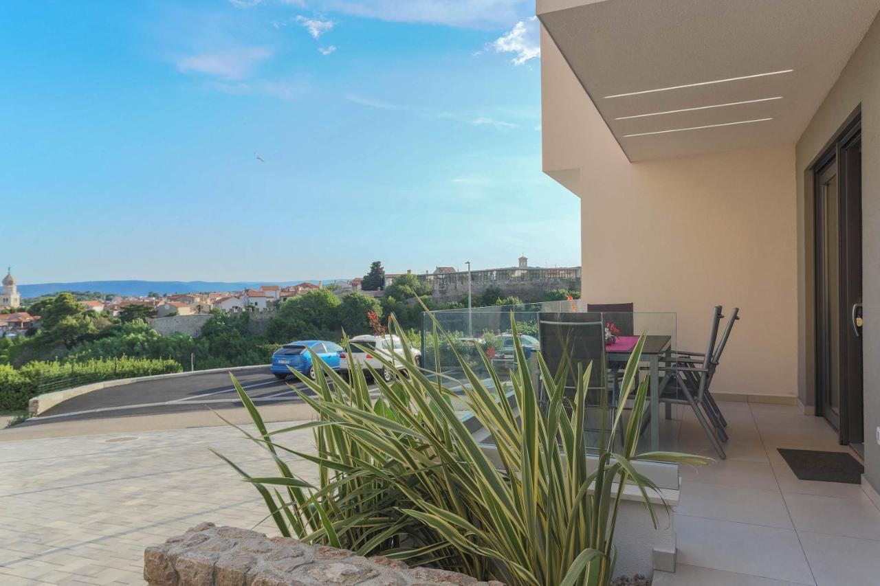 Luxury Residence Luca Krk Town Exterior photo